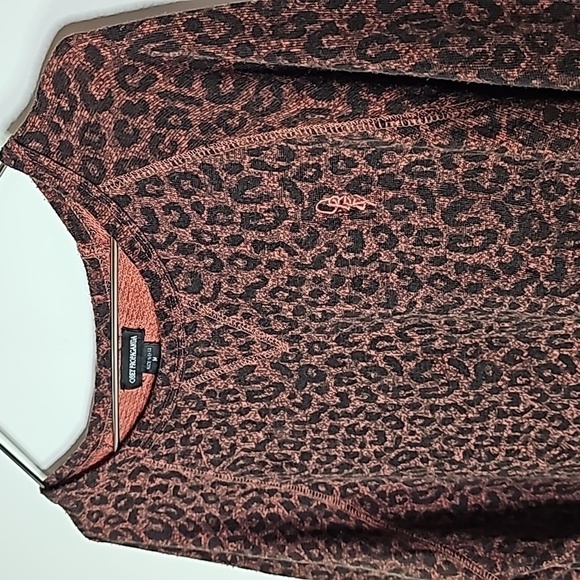 Obey medium black and brown leopard print print long sleeve shirt - Picture 3 of 7